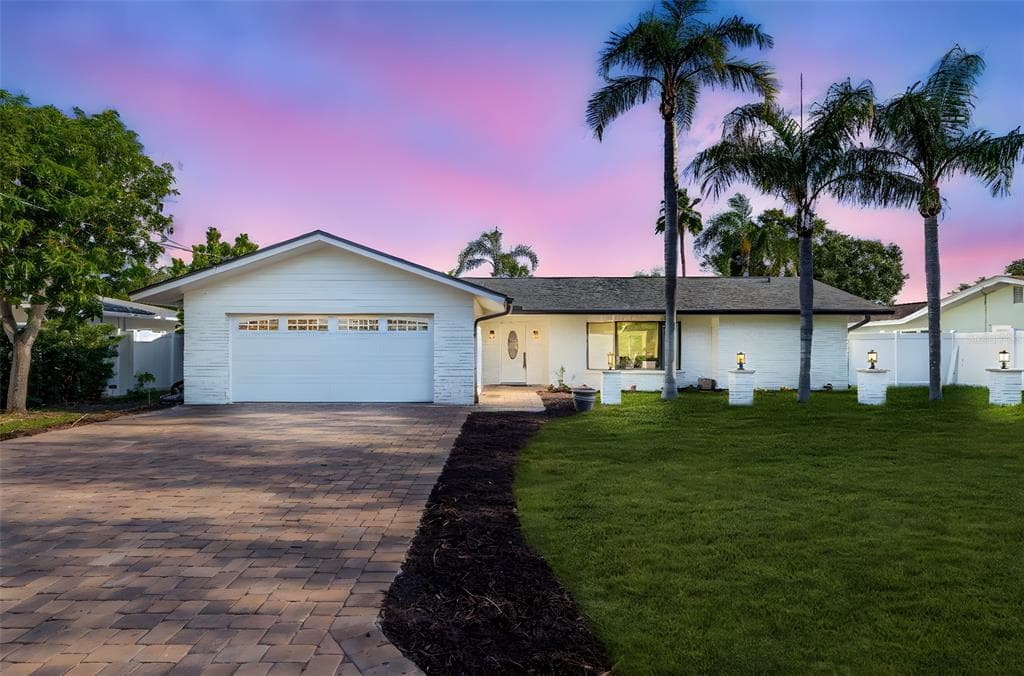 4495 CLEARWATER HARBOR DRIVE S LARGO, FL 33770