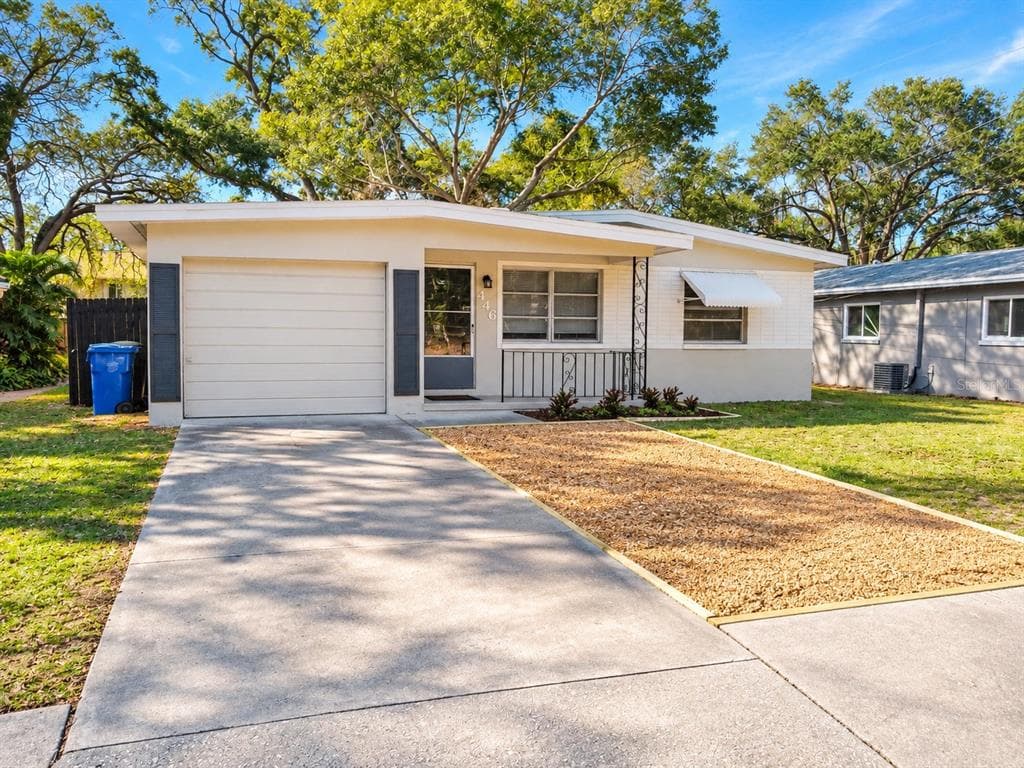 446 NEW YORK AVENUE DUNEDIN, FL 34698