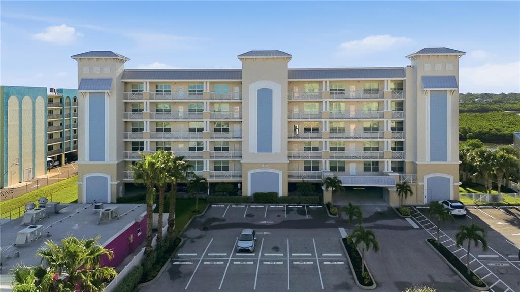 19519 GULF BOULEVARD UNIT 403