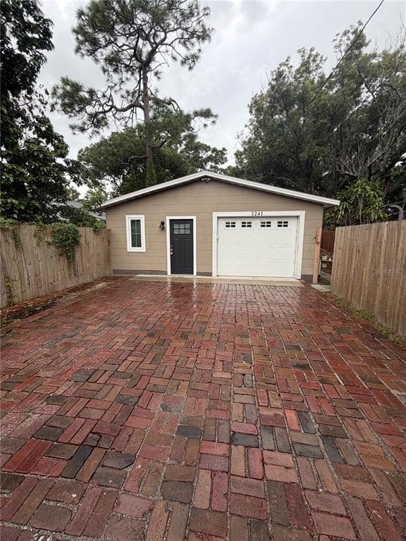 3241 12TH STREET N ST PETERSBURG, FL 33704