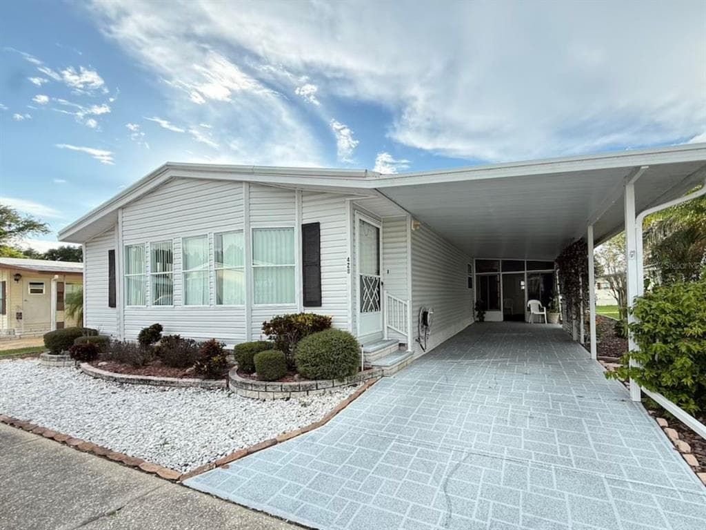 428 PELICAN DRIVE S OLDSMAR, FL 34677