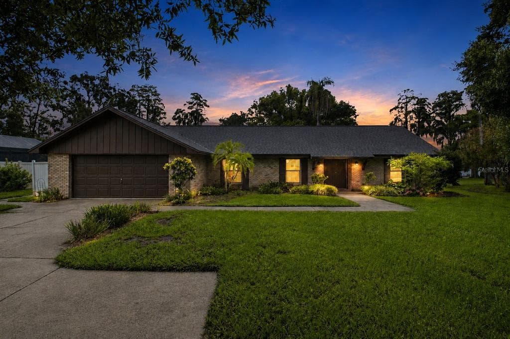15301 LAKE MAURINE DRIVE