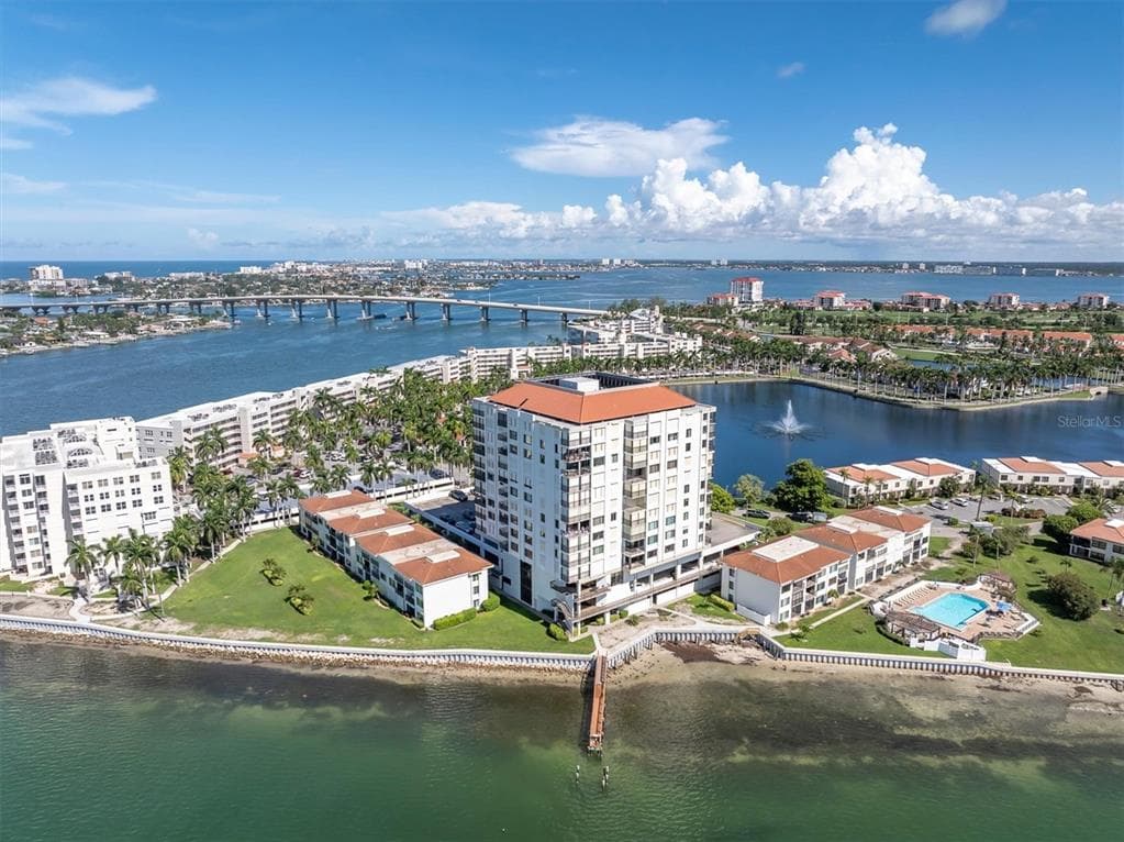 6287 BAHIA DEL MAR CIRCLE UNIT 602 ST PETERSBURG, FL 33715