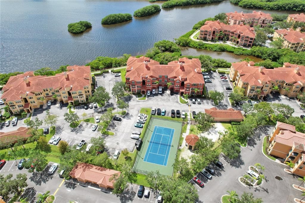 2747 VIA CAPRI UNIT 1126 CLEARWATER, FL 33764