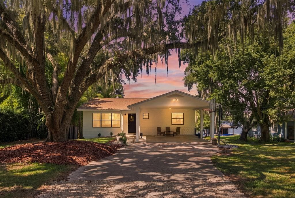 38 LIVE OAK ROAD WINTER GARDEN, FL 34787