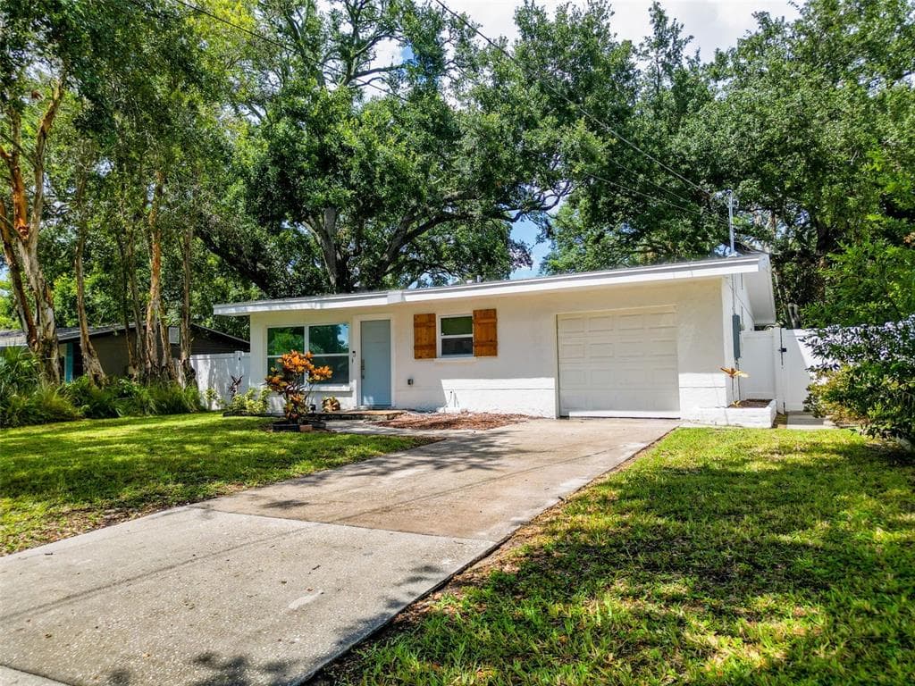 674 FREDERICA LN DUNEDIN, FL 34698