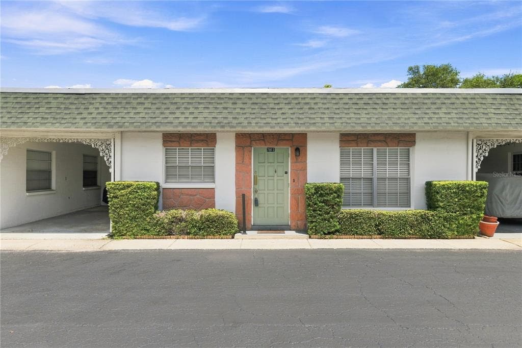 7811 39TH TERRACE N ST PETERSBURG, FL 33709