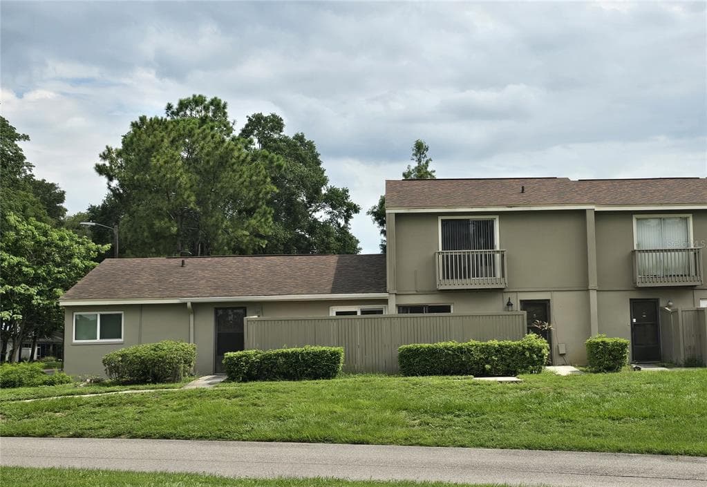 7922 CITRUS BLOSSOM DRIVE LAND O' LAKES, FL 34637