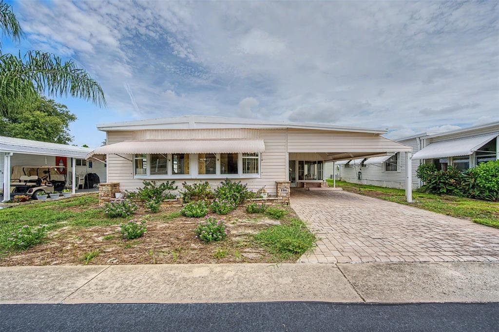 39820 US HIGHWAY 19 N UNIT 106 TARPON SPRINGS, FL 34689