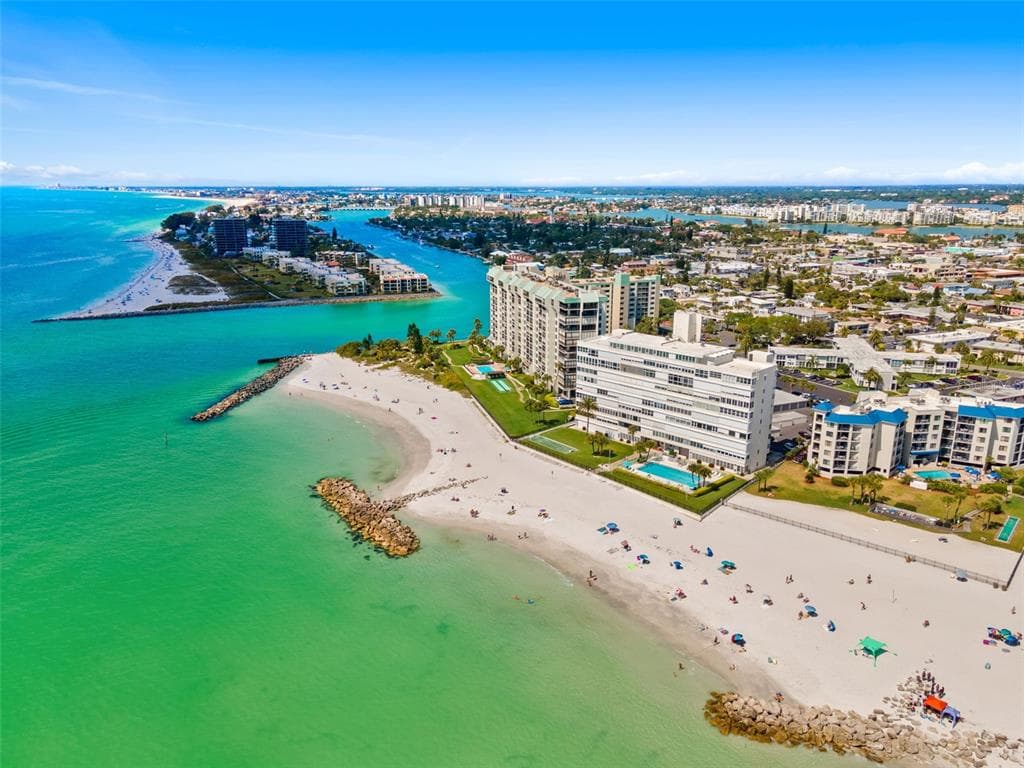 7000 BEACH PLAZA UNIT 307