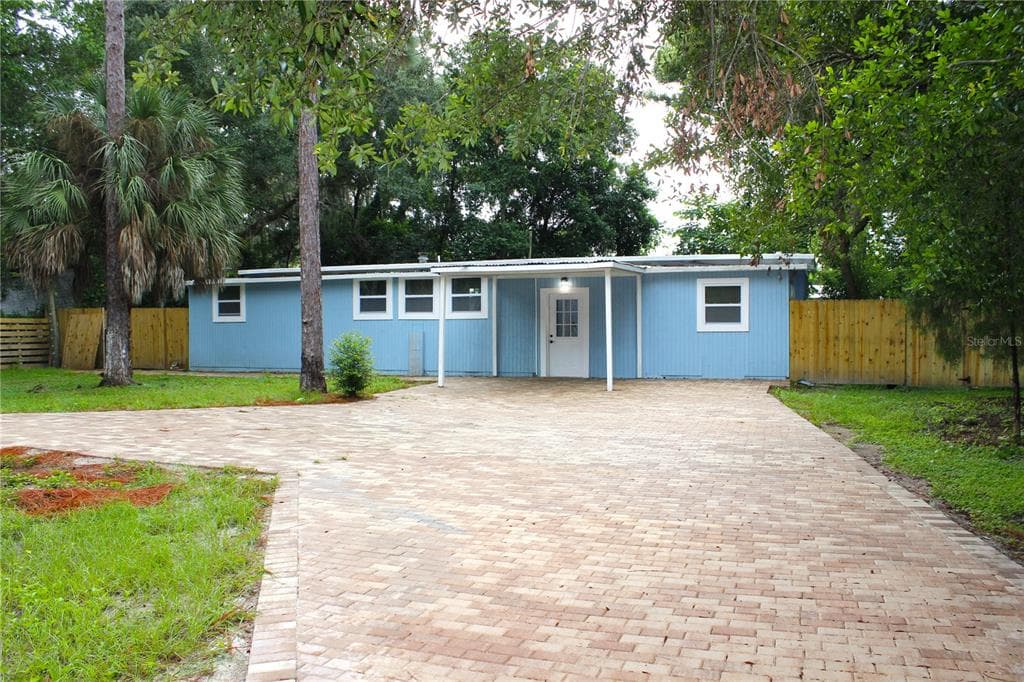 6934 AZLEE AVENUE NEW PORT RICHEY, FL 34655