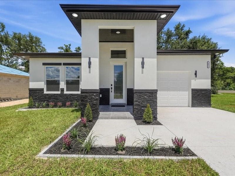 2011 RECKER HIGHWAY WINTER HAVEN, FL 33880