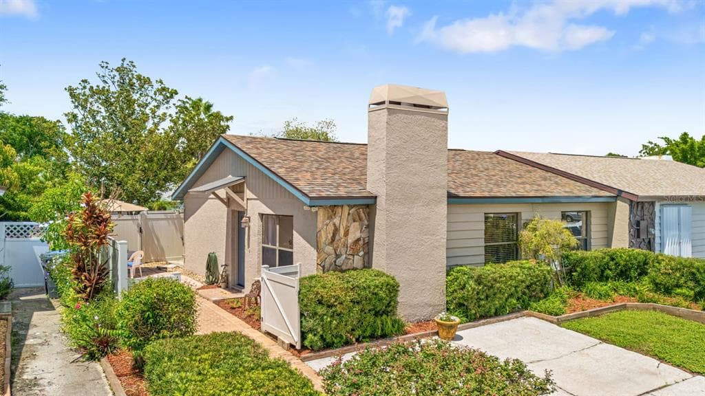 1205 MOHRLAKE DRIVE