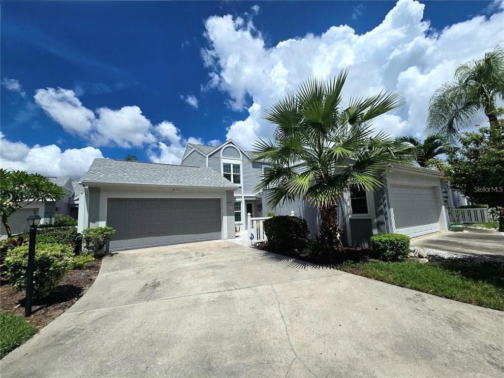 3411 52ND AVENUE CIR W BRADENTON, FL 34210