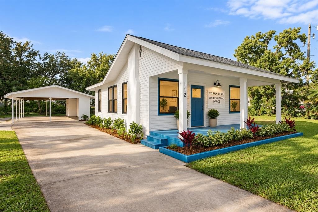 112 E MARTIN LUTHER KING JR DRIVE TARPON SPRINGS, FL 34689