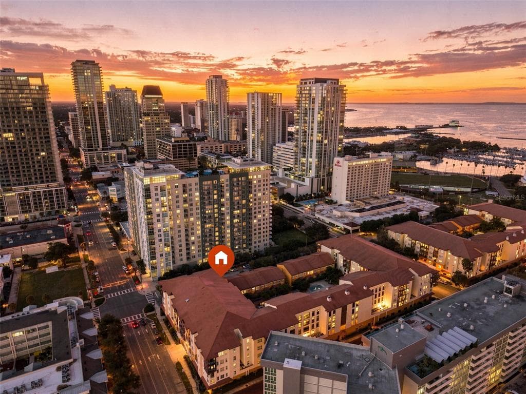 200 4TH AVENUE S UNIT 228