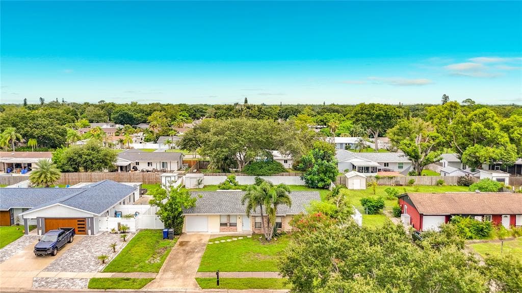 839 SOUTHERN PINE LANE SARASOTA, FL 34243