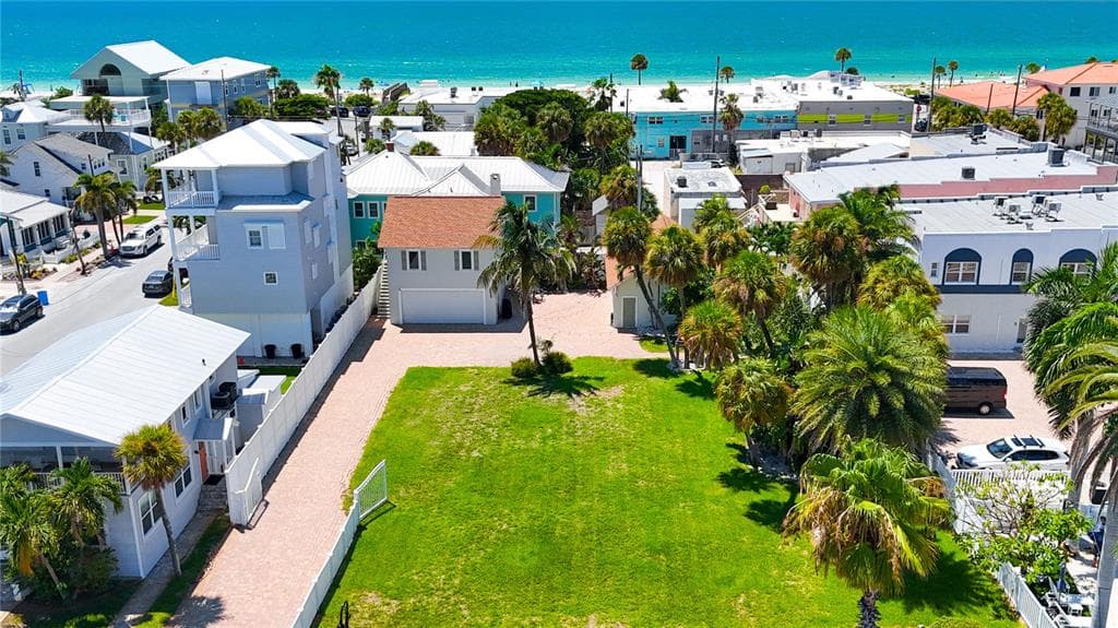 702 PASS A GRILLE WAY ST PETE BEACH, FL 33706