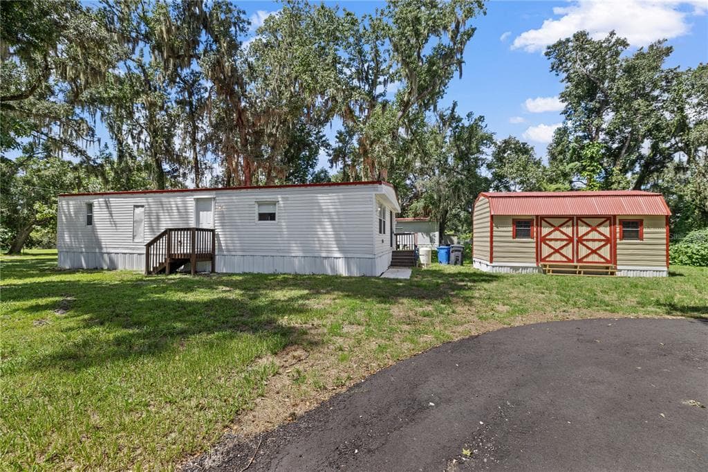 3809 JERRY SMITH ROAD DOVER, FL 33527