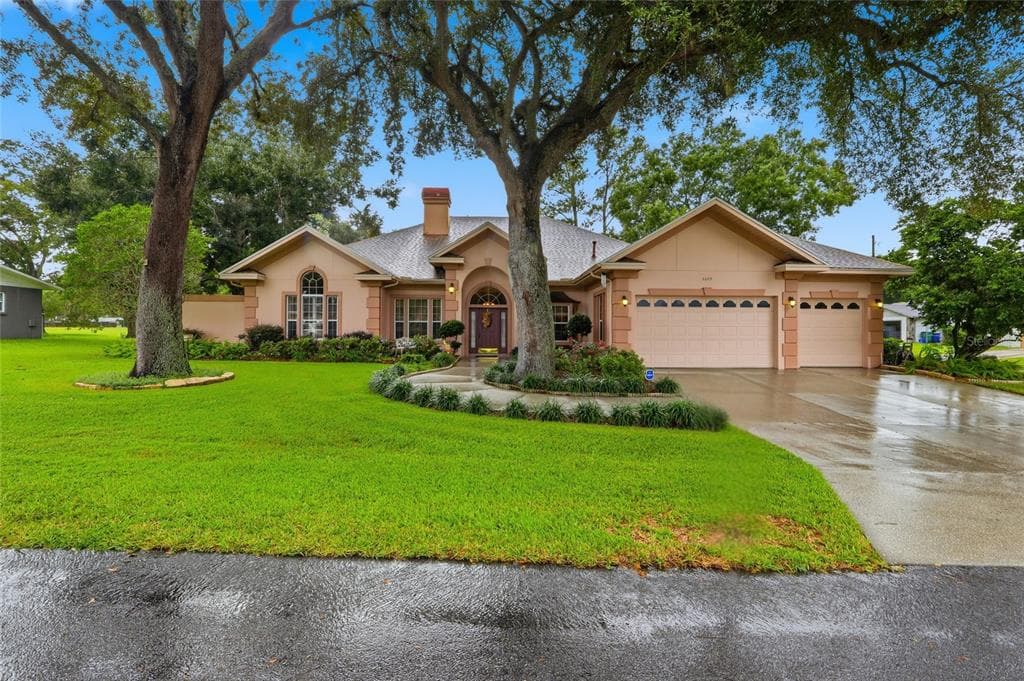 5649 BEECH STREET ZEPHYRHILLS, FL 33542