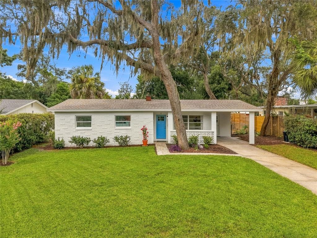 6 MARILYN AVENUE