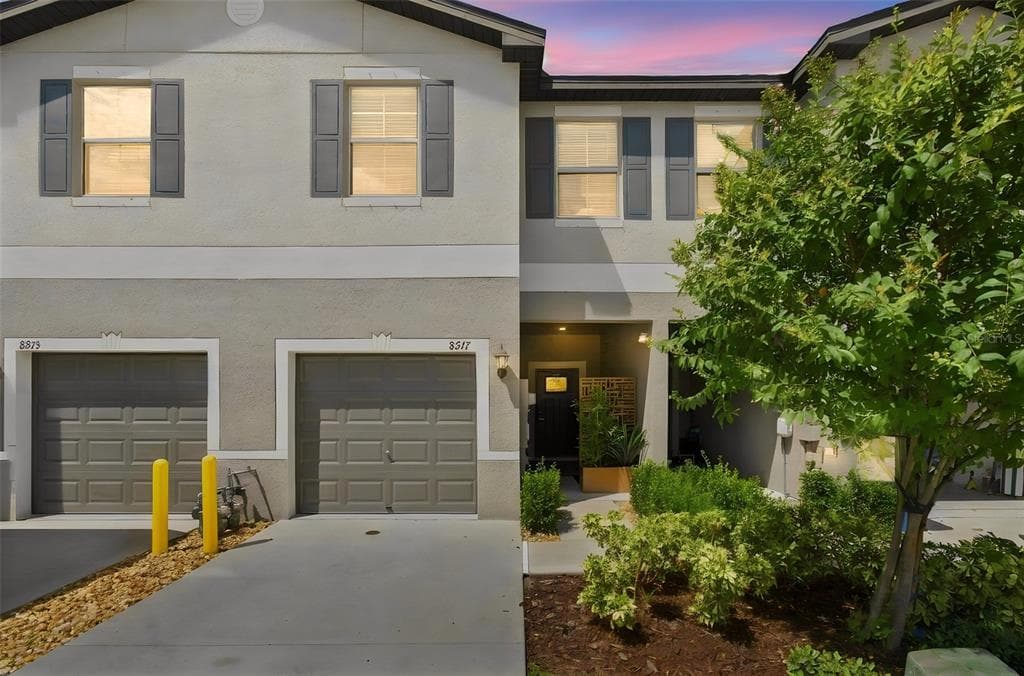 8217 CRESCENT OAKS DRIVE NEW PORT RICHEY, FL 34655