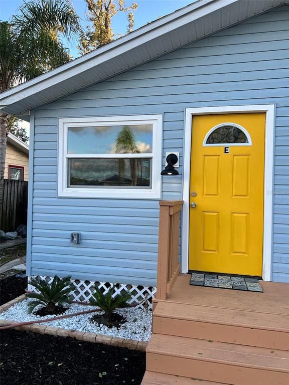 3810 N 45 TH AV UNIT E ST PETERSBURG, FL 33714