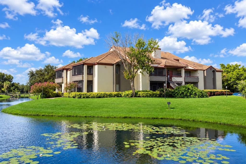 10263 GANDY BOULEVARD N UNIT 2312 ST PETERSBURG, FL 33702