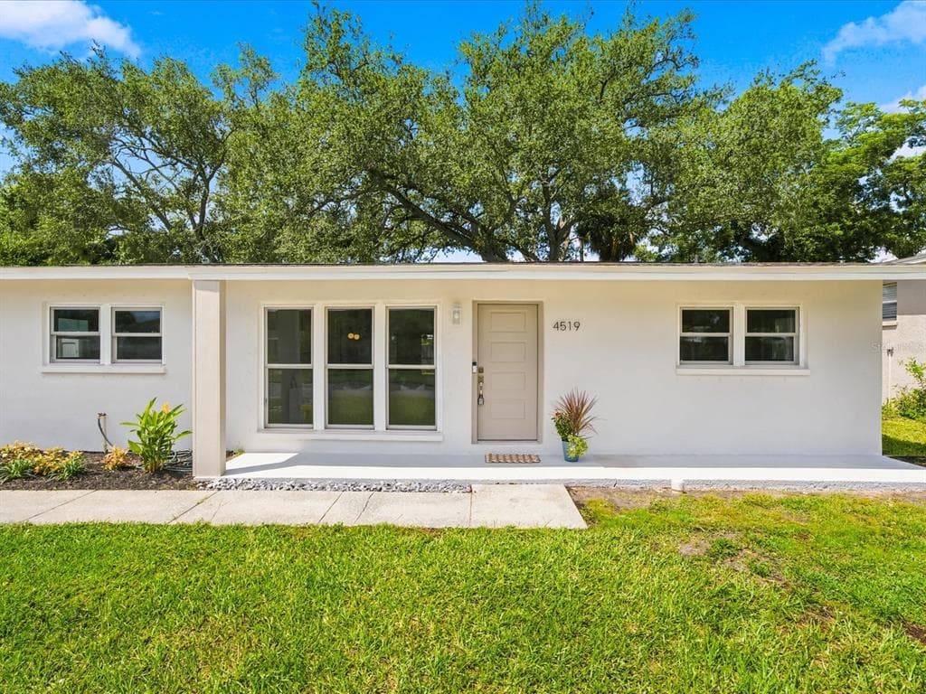 4519 S COOPER PLACE TAMPA, FL 33611