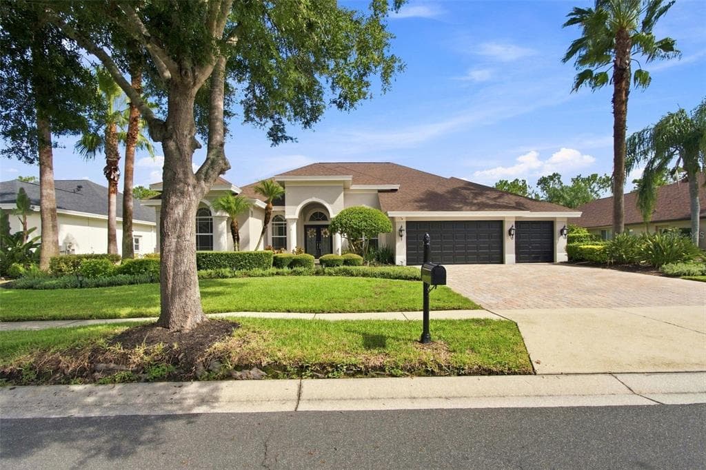 23610 GRACEWOOD CIRCLE LAND O LAKES, FL 34639