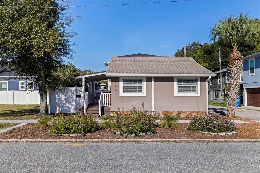 327 25TH STREET S ST PETERSBURG, FL 33712