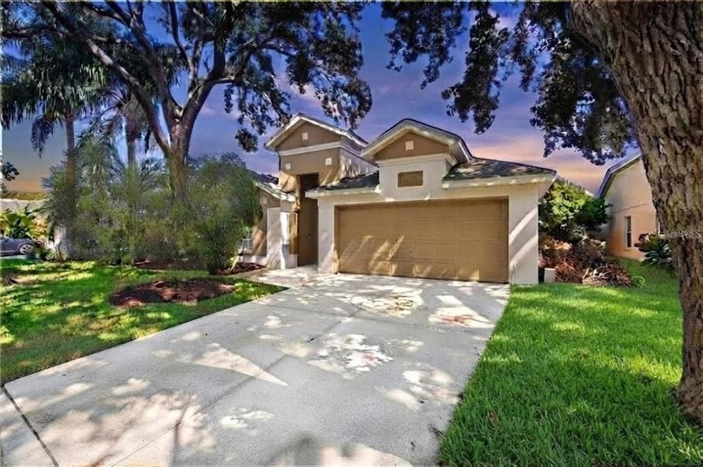 5513 TERRAIN DE GOLF DRIVE