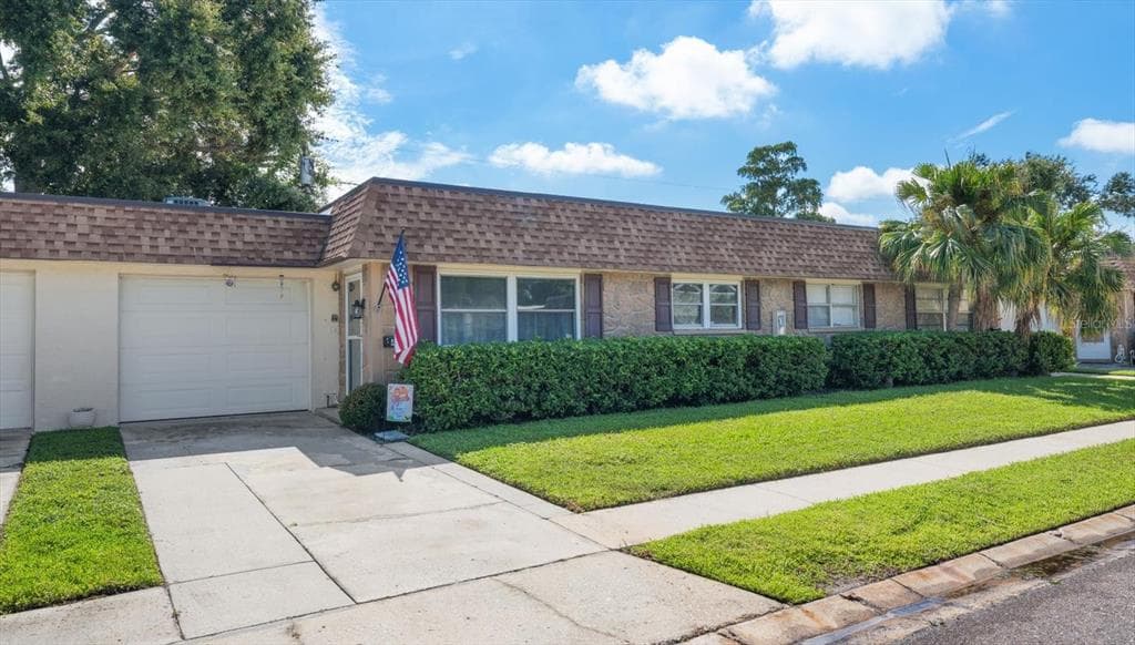 403 MINDY DRIVE LARGO, FL 33771