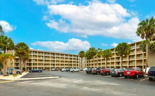 3753 LAKE BAYSHORE DRIVE UNIT 305