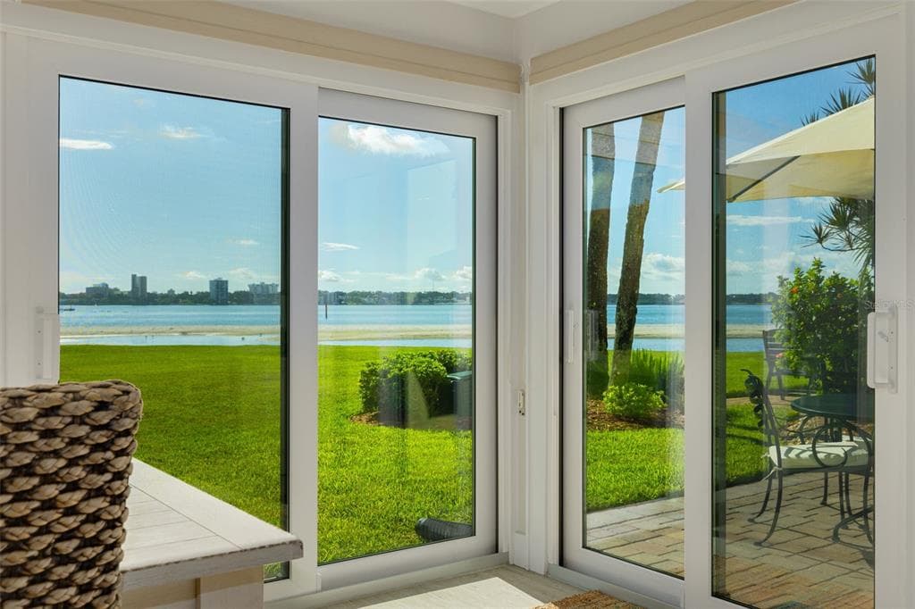 865 S GULFVIEW BOULEVARD UNIT 109 CLEARWATER BEACH, FL 33767