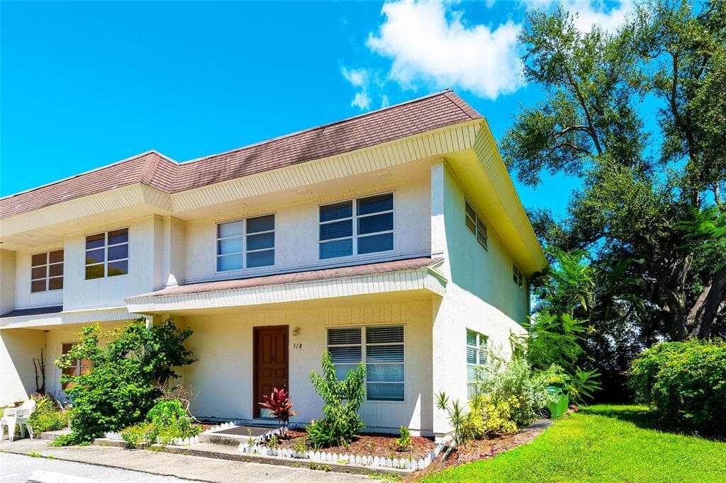 318 BARLOW AVENUE UNIT 71 SARASOTA, FL 34232