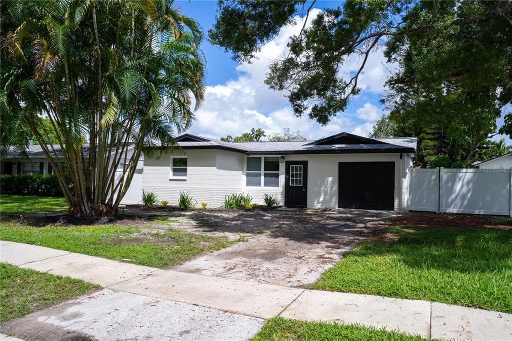 9111 109TH AVENUE SEMINOLE, FL 33777