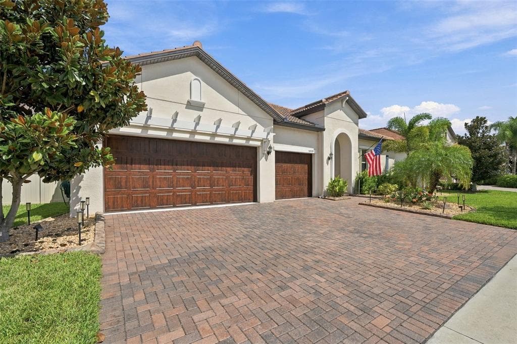 16909 CLEAR CORK DRIVE WIMAUMA, FL 33598
