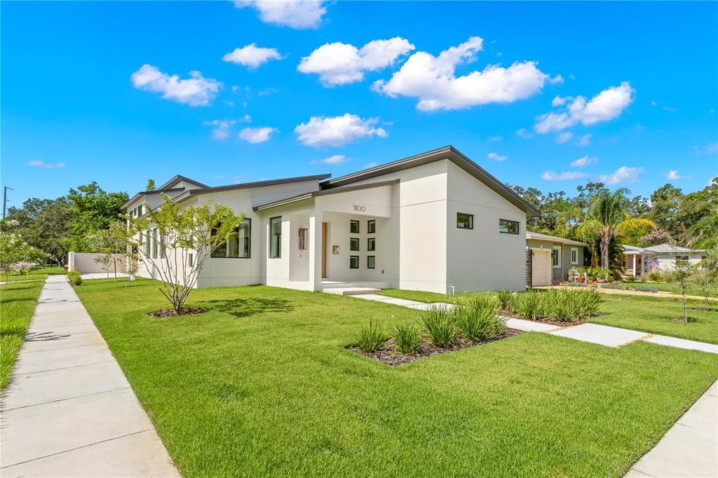 150 51ST STREET N ST PETERSBURG, FL 33710
