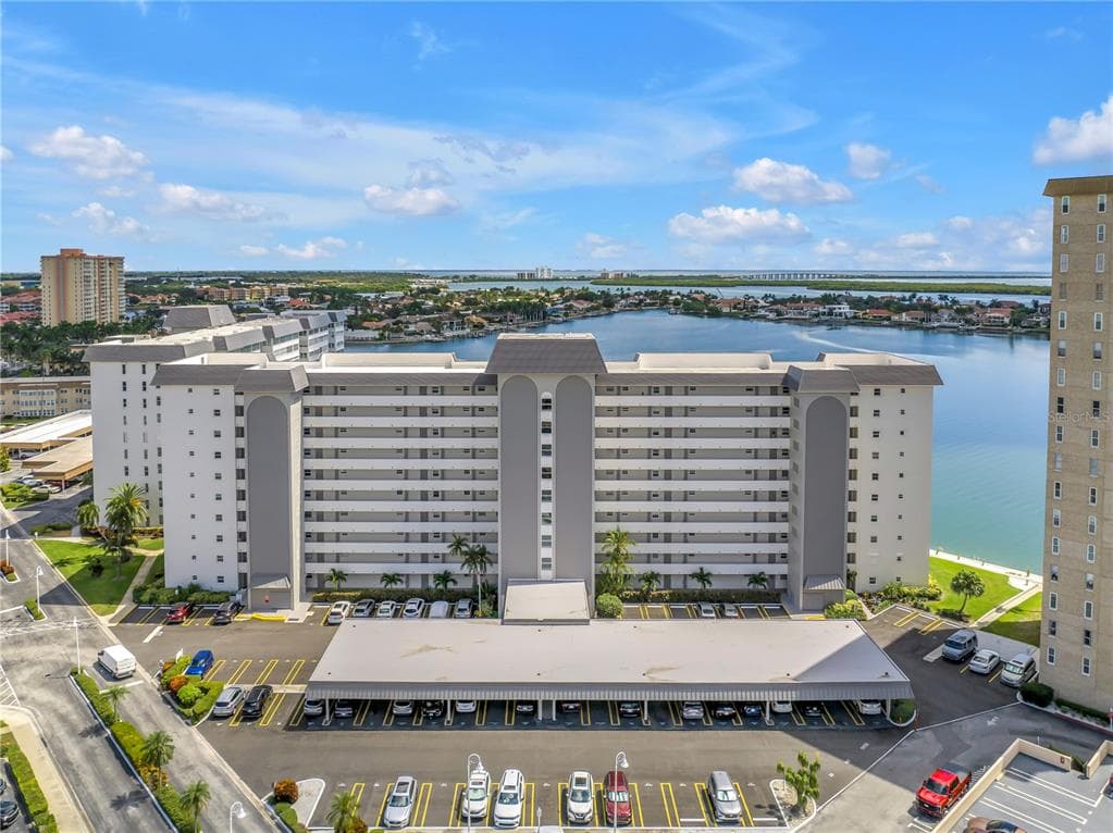 5130 BRITTANY DRIVE S UNIT 308 ST PETERSBURG, FL 33715
