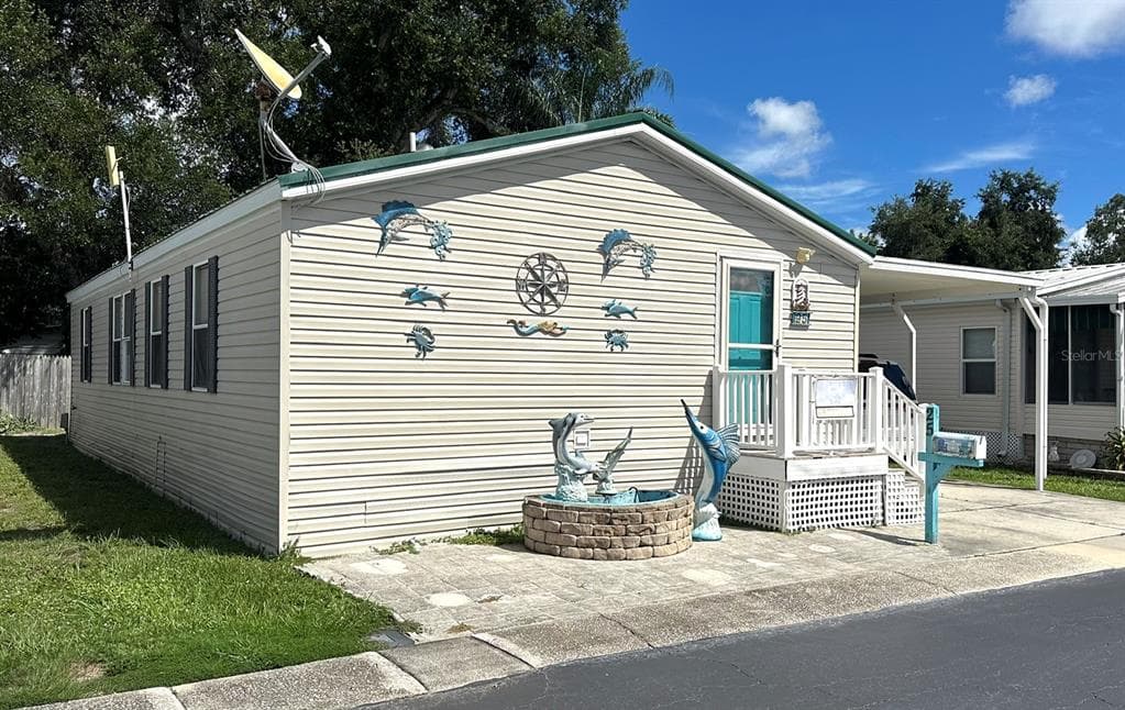 6950 46TH AVENUE N UNIT 25 ST PETERSBURG, FL 33709