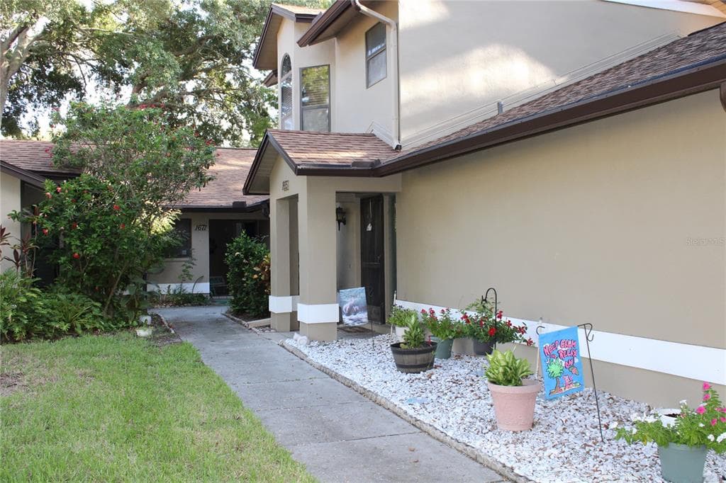 1671 HAMILTON COURT UNIT 2102