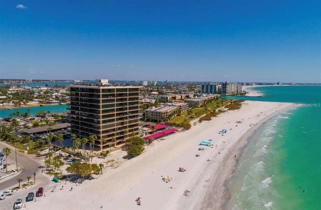 7600 BAYSHORE DRIVE UNIT 205 TREASURE ISLAND, FL 33706
