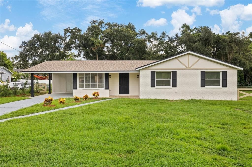 110 VIRGINIA AVENUE SEFFNER, FL 33584
