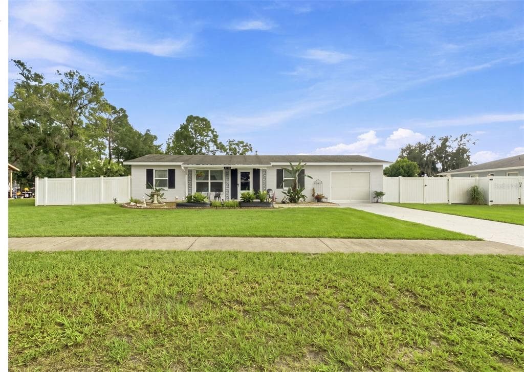 4054 PAVIA LANE SPRING HILL, FL 34606