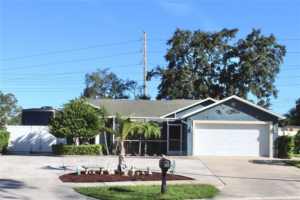 1521 FOXCROFT DRIVE W PALM HARBOR, FL 34683