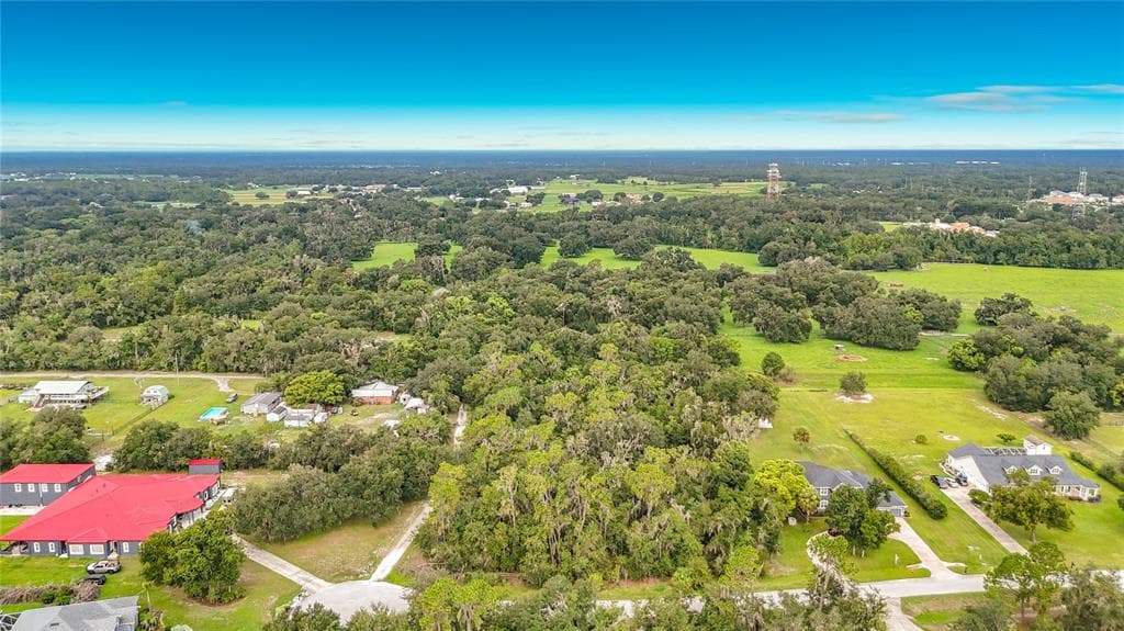 10623 LITHIA ESTATES DRIVE LITHIA, FL 33547
