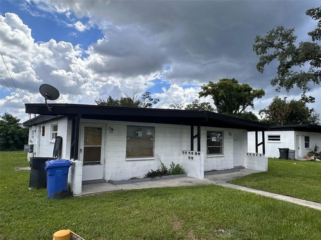 919 E 122ND AVENUE TAMPA, FL 33612