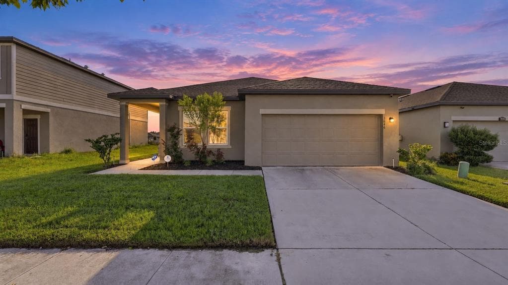 5646 ALEXANDER SPRINGS PLACE LAKELAND, FL 33811