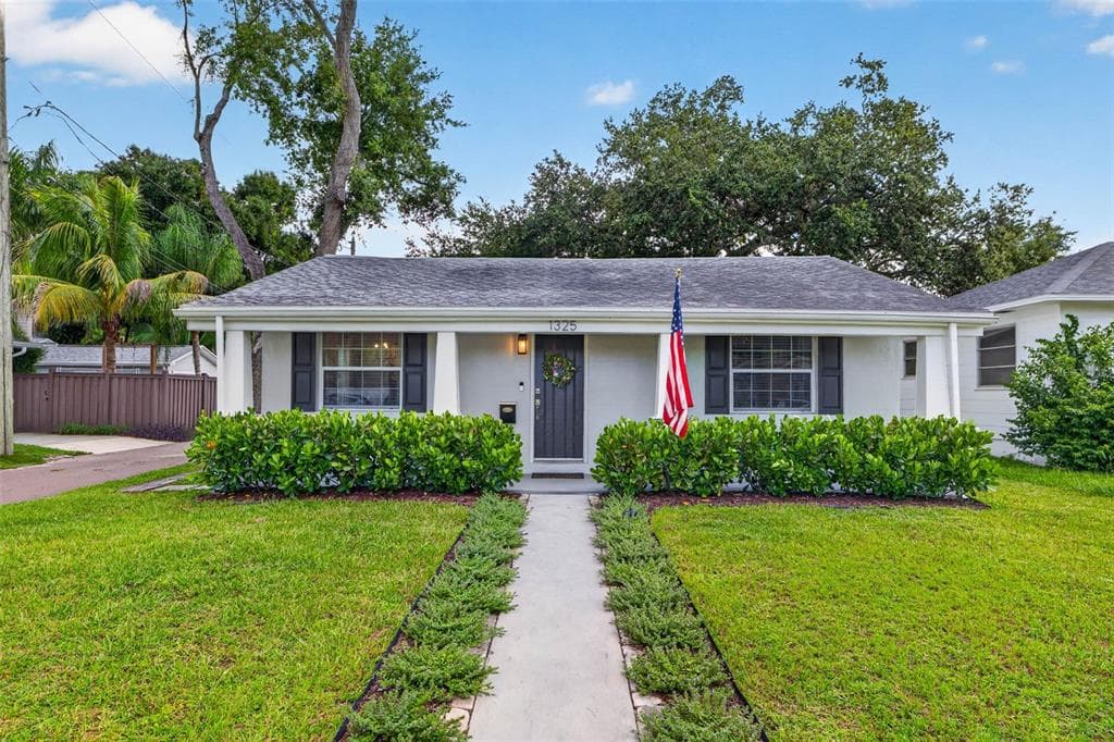 1325 21ST AVENUE N ST PETERSBURG, FL 33704